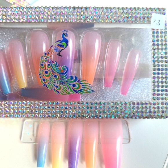 New boutique Long presson nail tips + gift box - Picture 4 of 12
